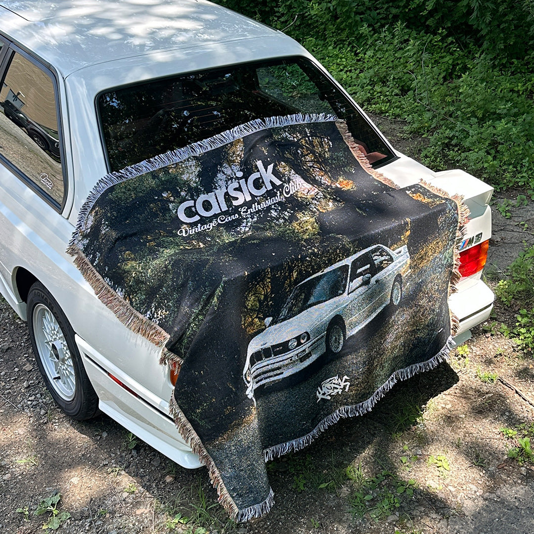 E30 WOVEN BLANKET