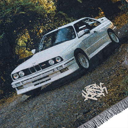 E30 WOVEN BLANKET