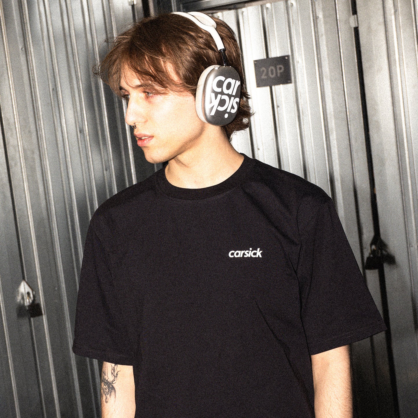 COMMUNITY TEE